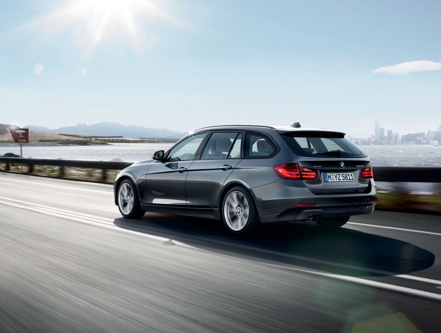 2014 BMW 3-Series Wagon Brochure Page 3